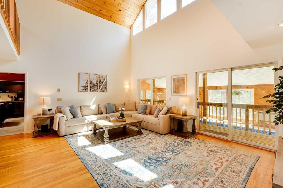 Lake George Oasis w/ 9 Acres, Hot Tub & Game Room! House in Bolton