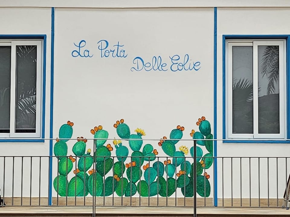 Vulcano: La Porta Delle Eolie Bed and Breakfast in Sicily
