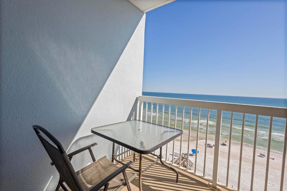 Caribbean 603 House in West Beach