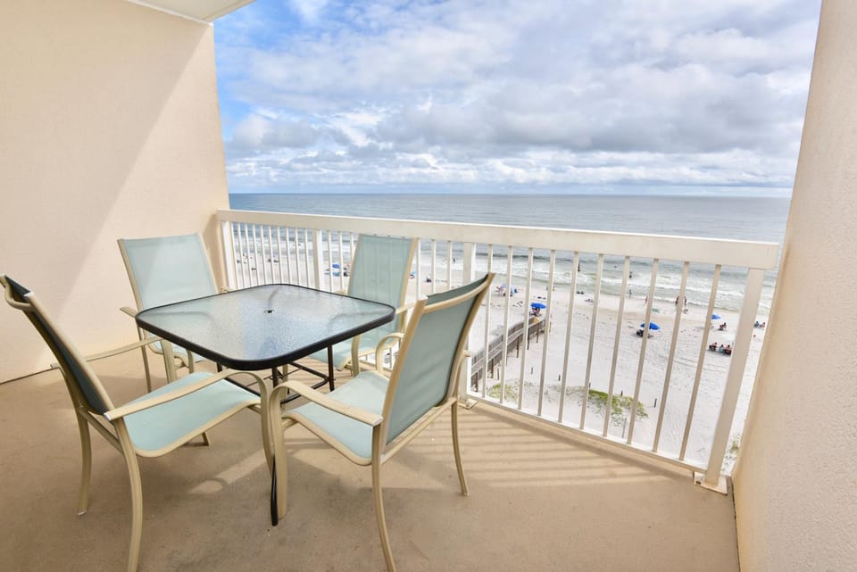 Caribbean 503 House in West Beach