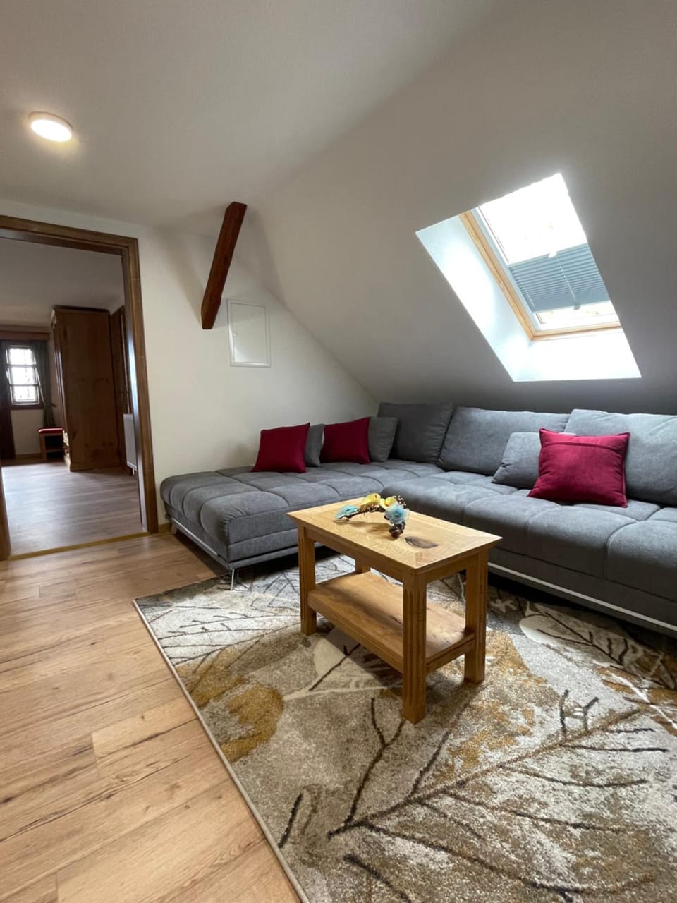Living room, Seating area, air conditioner