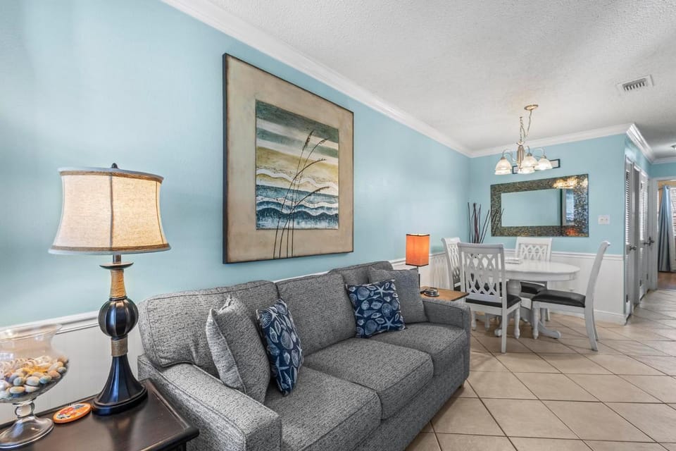 Sea Breeze 311 House in West Beach