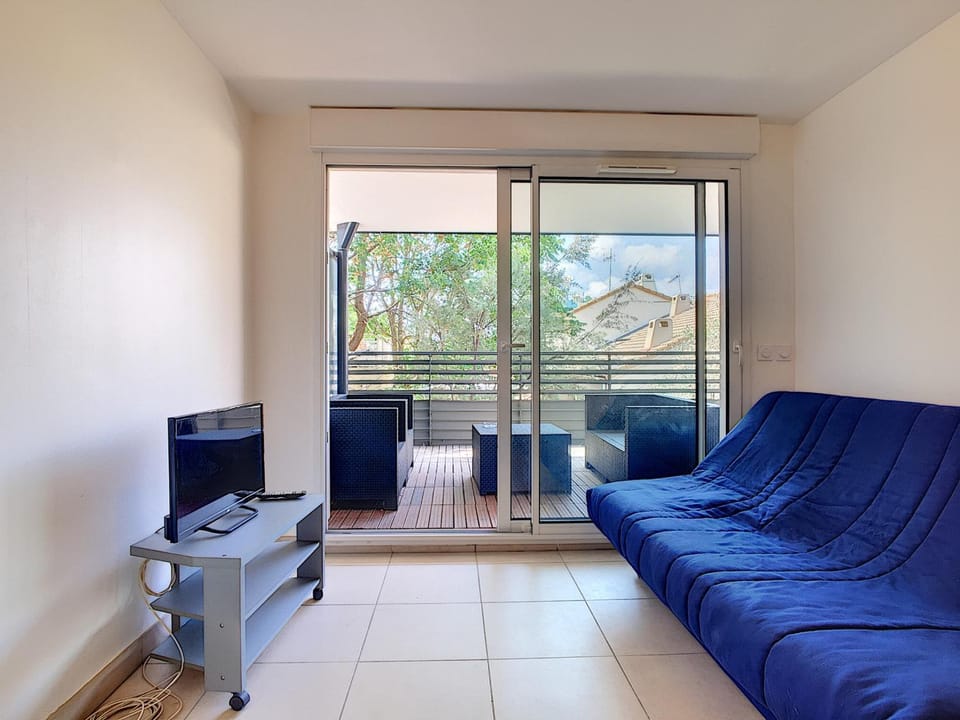Spacieux T2 avec Terrasse, Parking Privé, à 2 min de la Plage ! - FR-1-715-24 Apartment in Mauguio