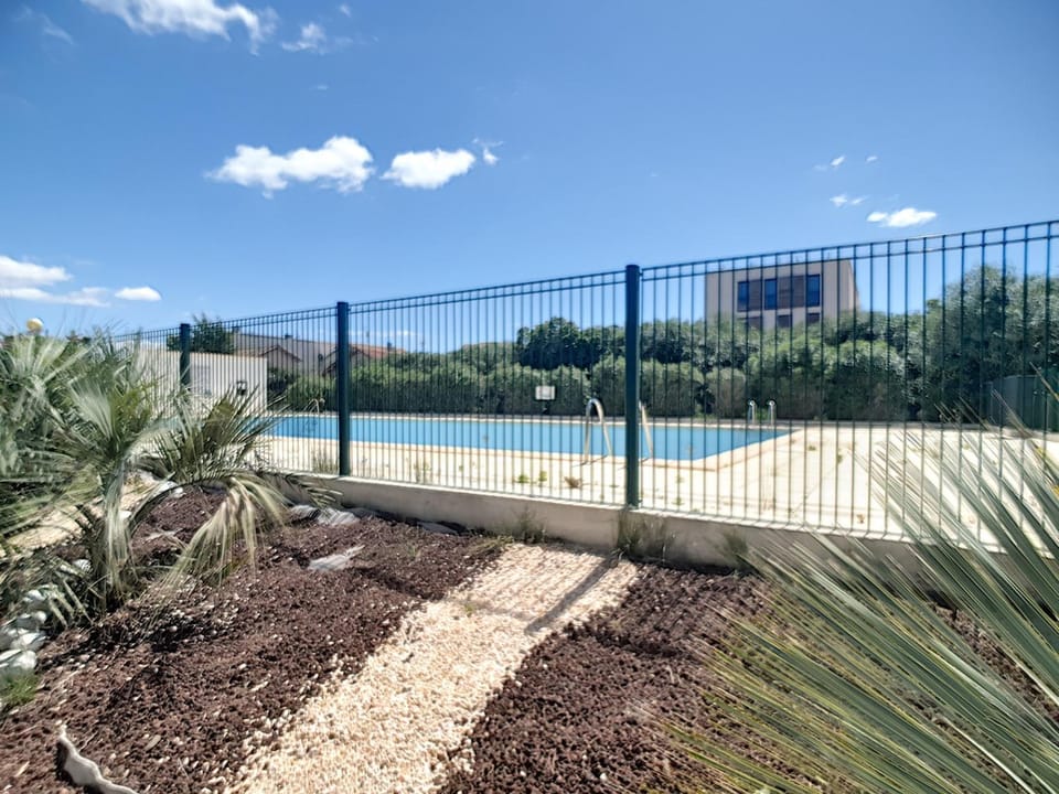 Appartement T2 avec piscine, tennis, proche port et plage, 4 couchages, Carnon - FR-1-715-33 Apartment in Mauguio
