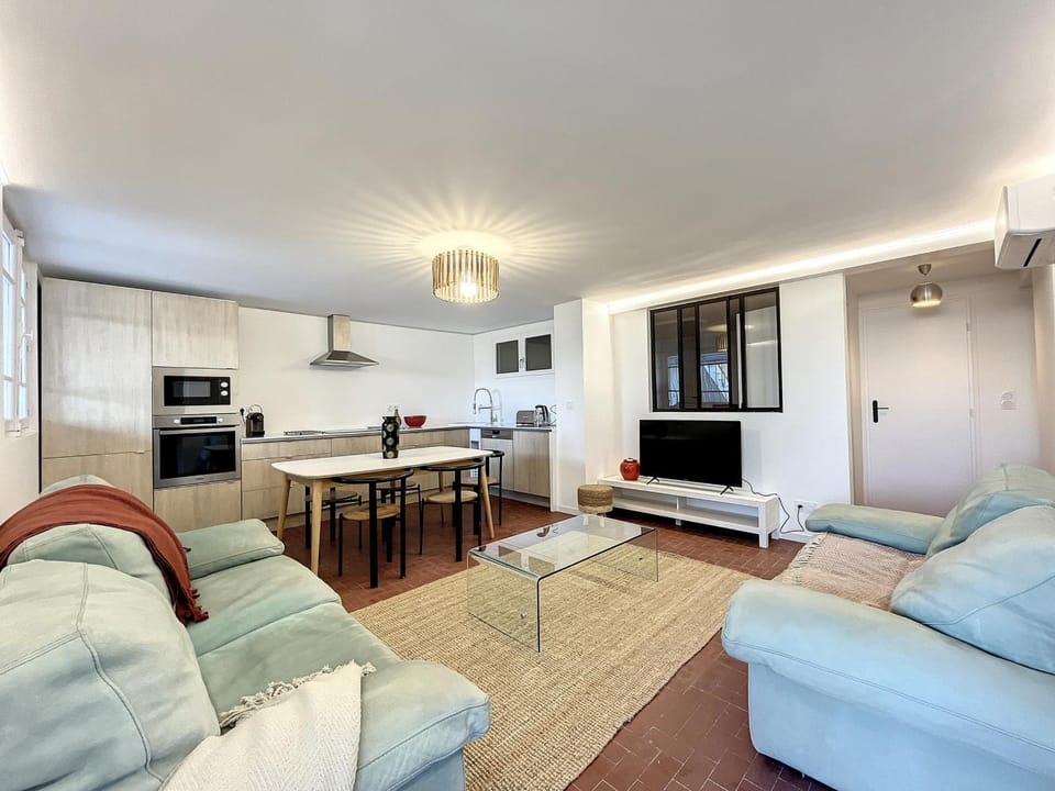 Appartement Rénové sur la Plage à Carnon, Terrasse & Parking Apartment in Mauguio