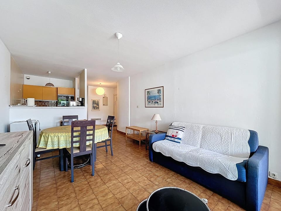 Appartement T2 Climatisé avec Loggia et Parking à Carnon - FR-1-715-40 Apartment in Mauguio