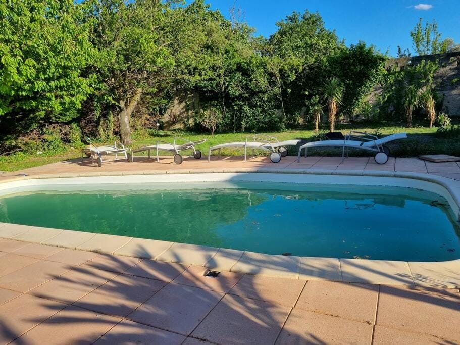 villa avec studio indépendant et piscine House in Provence-Alpes-Côte d'Azur