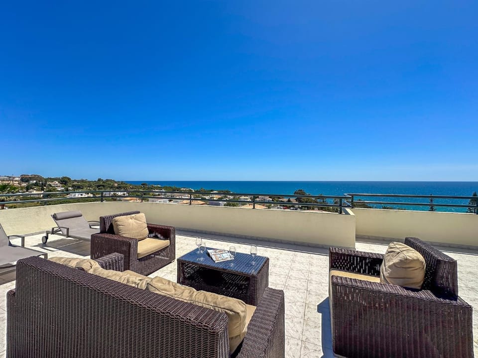 Balcony/Terrace, Sea view, sunbed