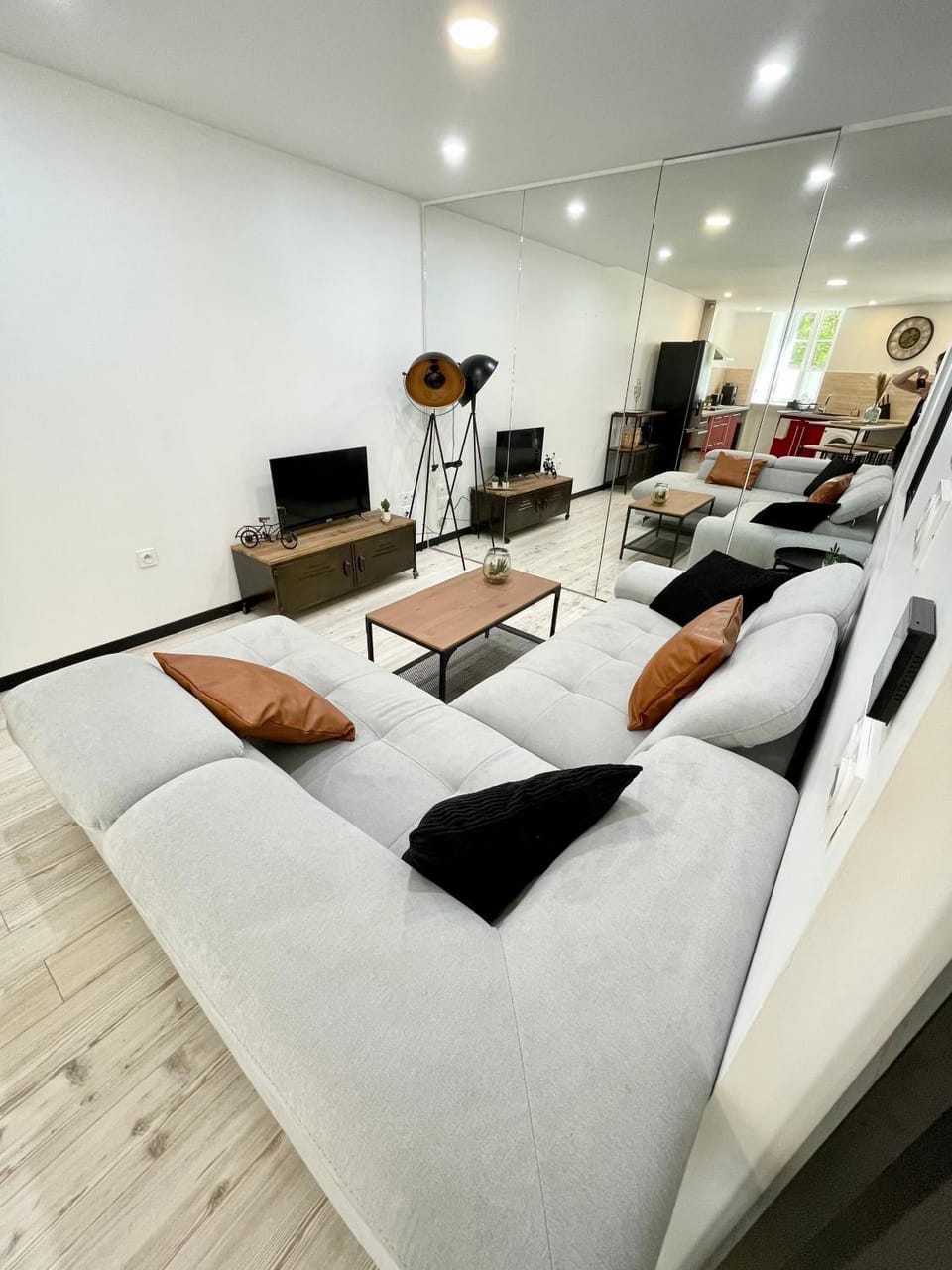 Bienvenue sur l'Escapade au Canal Apartment in Nouvelle-Aquitaine