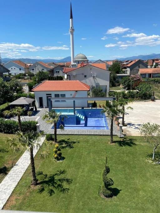 Villa „Taki“ Podgorica Villa in Podgorica