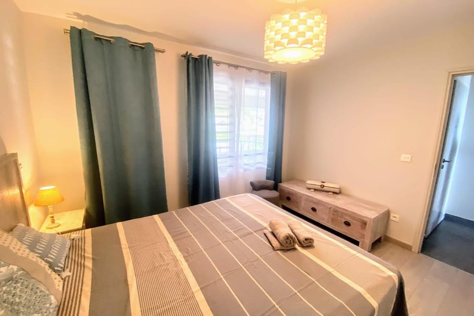 Near Papeete modern apartment with sea view Apartment in Pape'ete