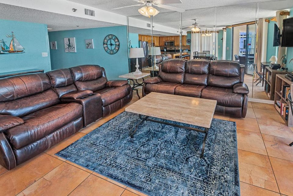 Phoenix East 801 by ALBVR - Corner unit with wrap-around balcony and unparalleled views! House in Orange Beach