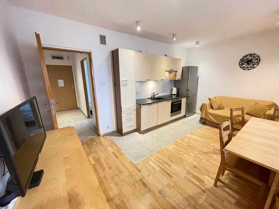 Kitchen or kitchenette, Living room