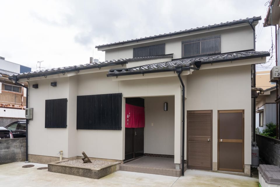 Property building, Day