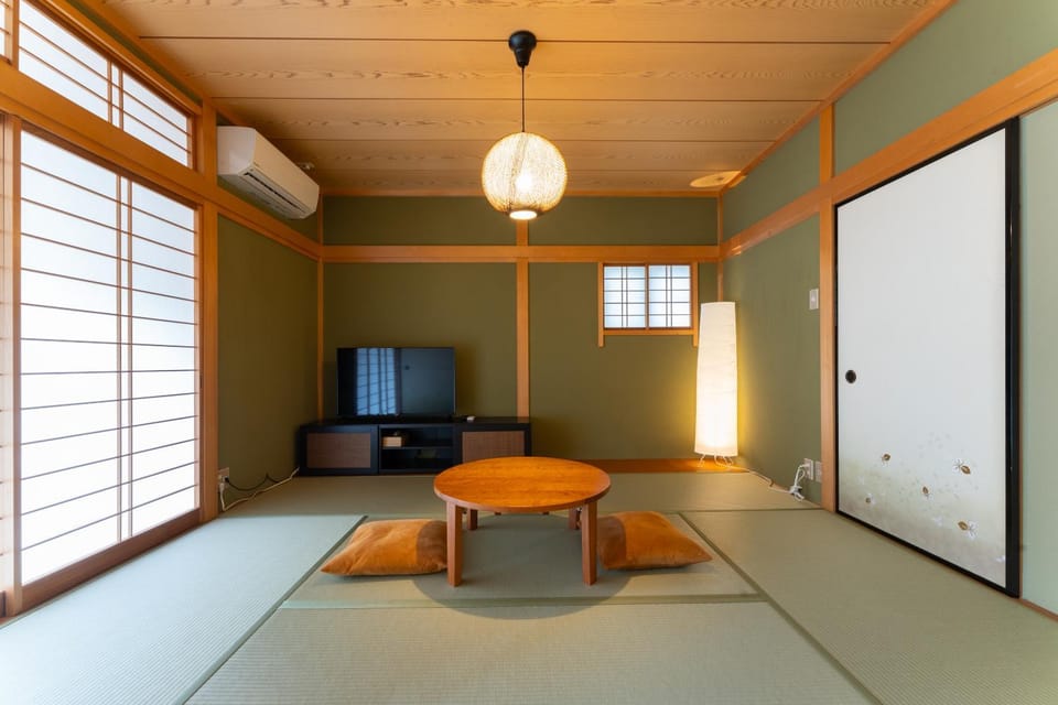 TV and multimedia, Living room, air conditioner