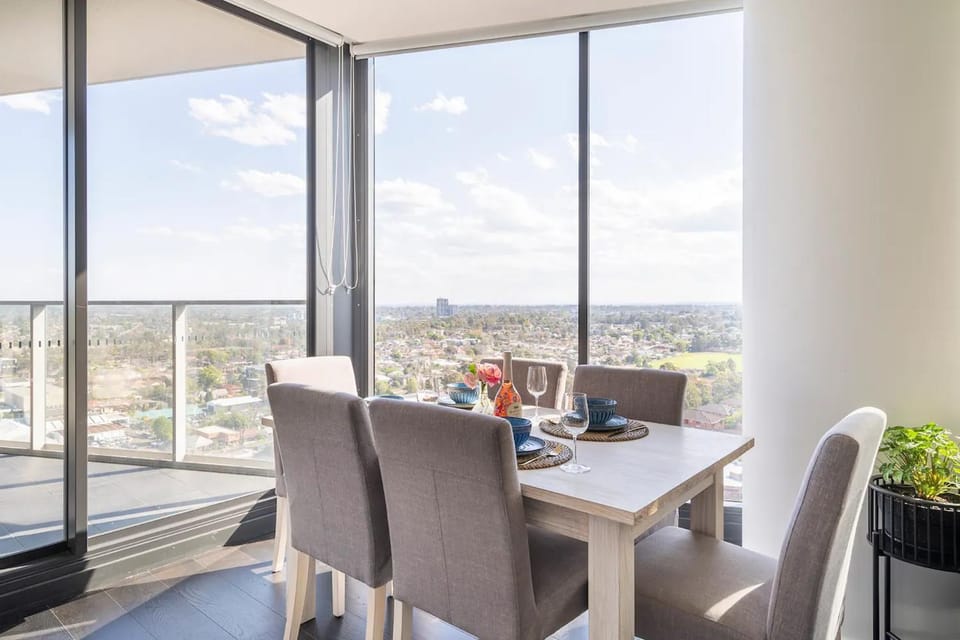 View (from property/room), Living room, Dining area