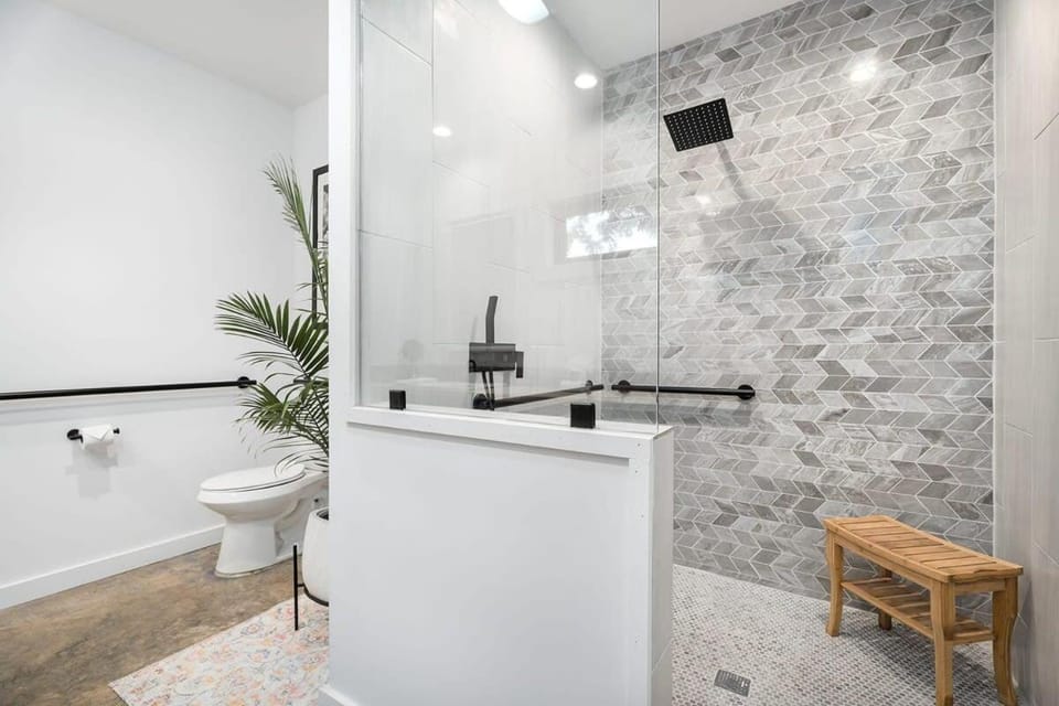 Petit Paradis Studio with hot tub Apartment in Fredericksburg