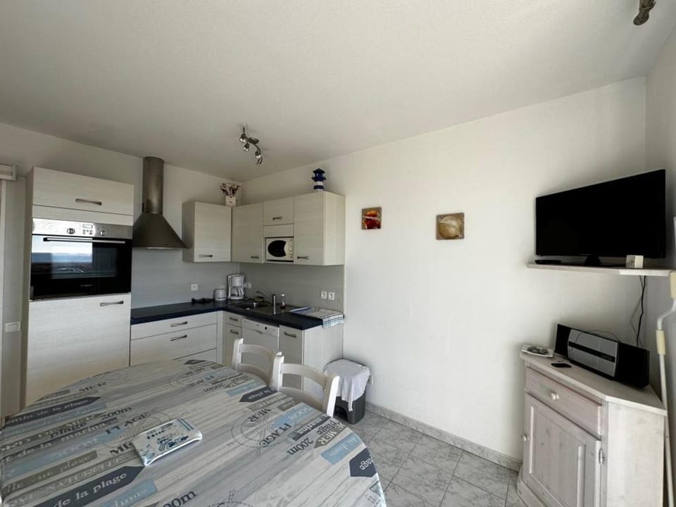 Notre-Dame-de-Monts - Apt 32m² - 5 pers - Animaux admis - FR-1-540-202 Apartment in Notre-Dame-de-Monts