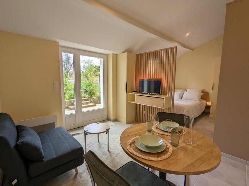 Studio confort à Angoulême avec terrasse, proche transports, idéale pour couples et bébés. - FR-1-653-231 Apartment in Angoulême