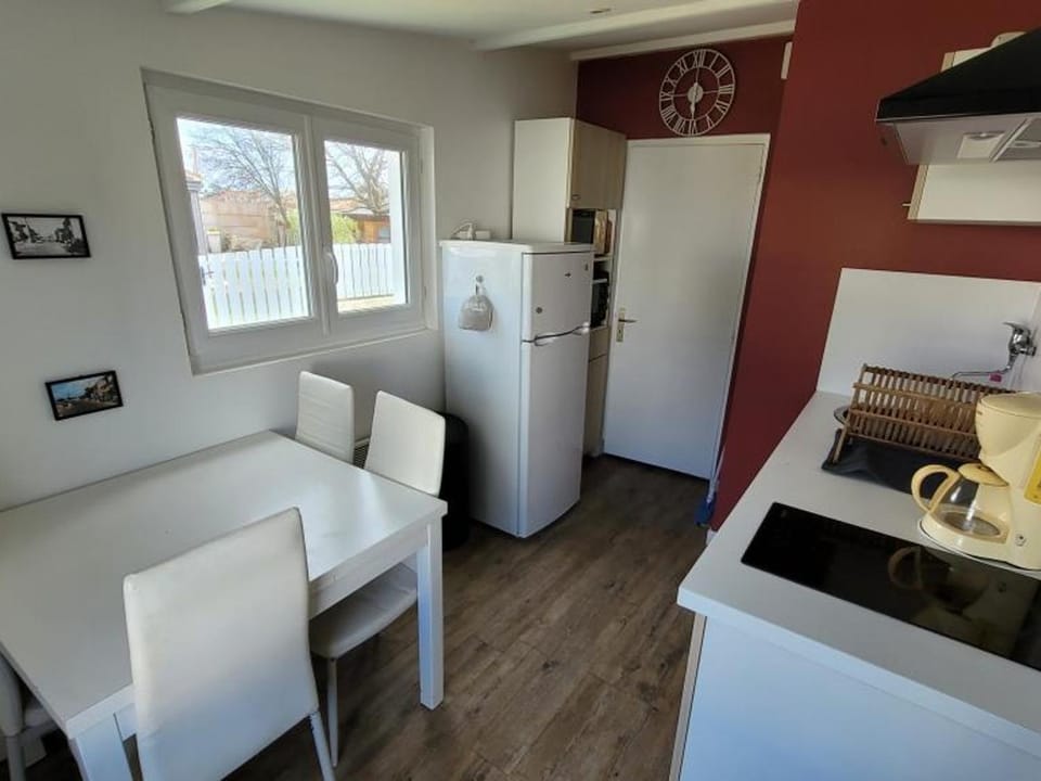 Maisonnette rénovée, animaux admis, parking, 4 pers - Notre-Dame-de-Monts - FR-1-540-231 House in Notre-Dame-de-Monts