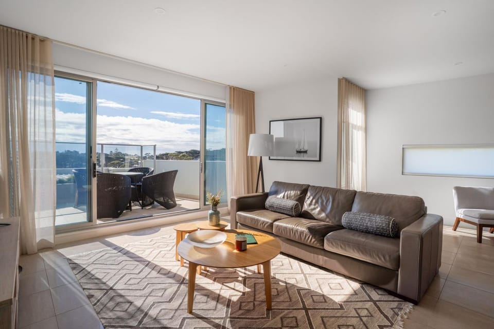 Salt 18 Luxury Sorrento Penthouse Apartment in Melbourne Road