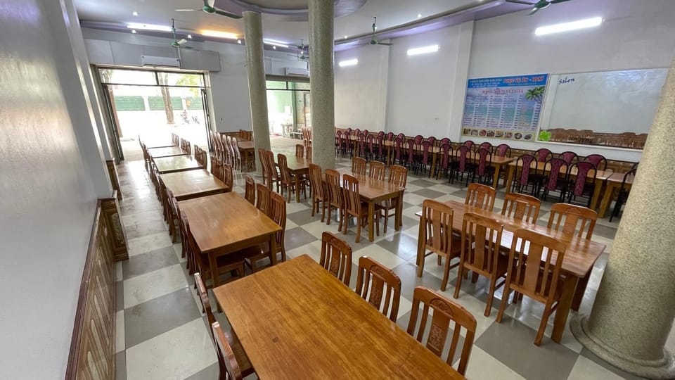 Sầm sơn star hotel Hotel in Laos