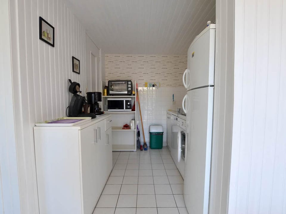 Maison 4 pièces au centre de La Palmyre - 2 chambres, animaux admis - FR-1-705-34 House in Les Mathes