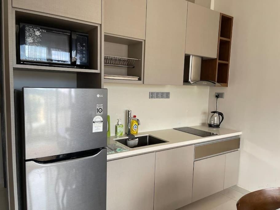Kitchen or kitchenette, minibar, pet friendly, stove
