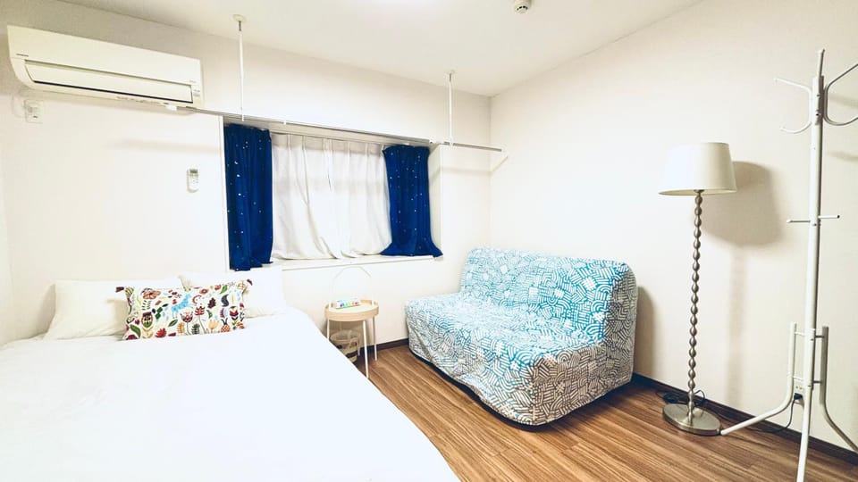 Bed, Bedroom, air conditioner