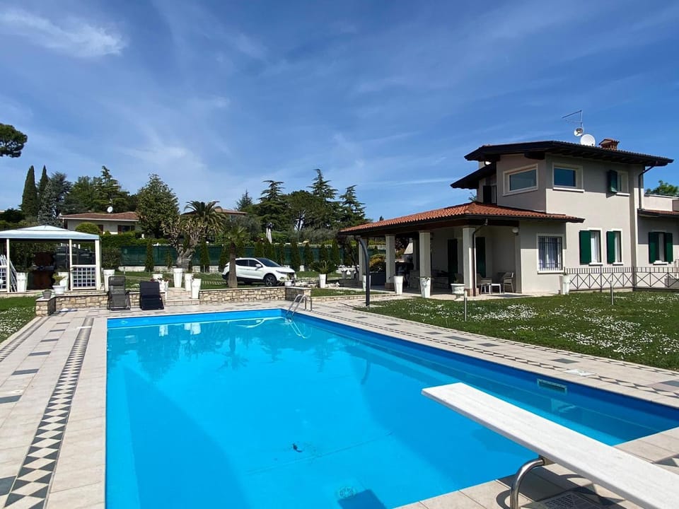 Property building, Pool view, Swimming pool