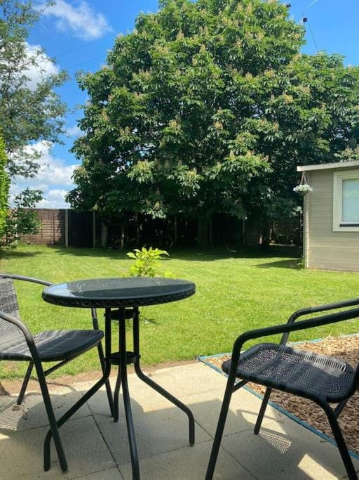 The Chestnuts Pod with private garden. House in South Norfolk District