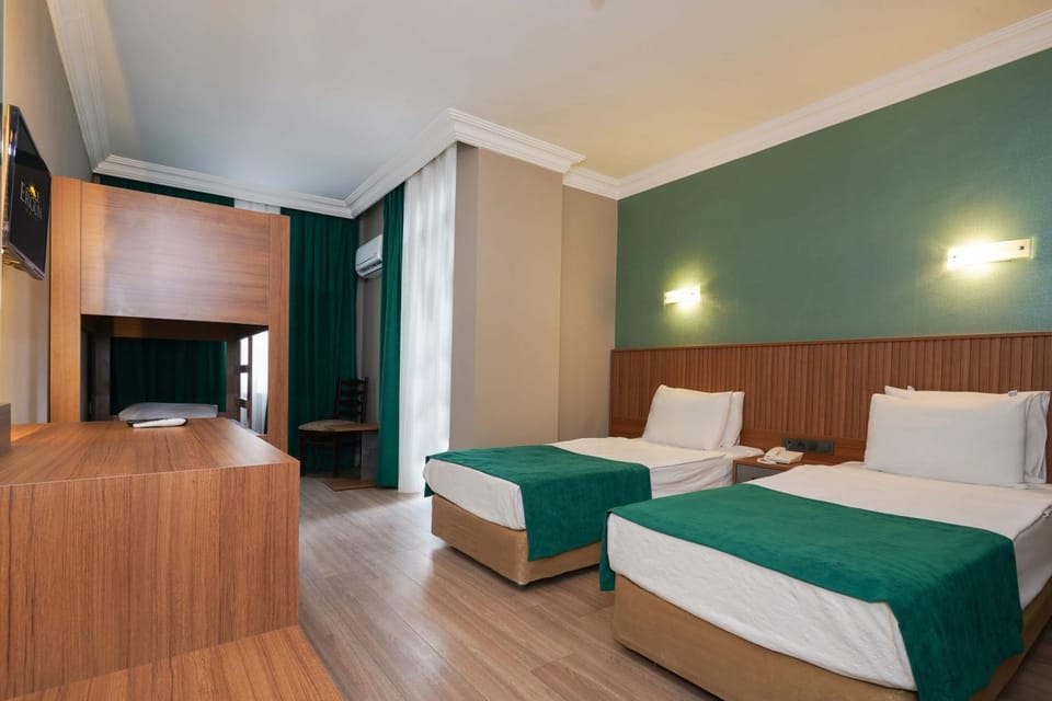 Bed, Photo of the whole room