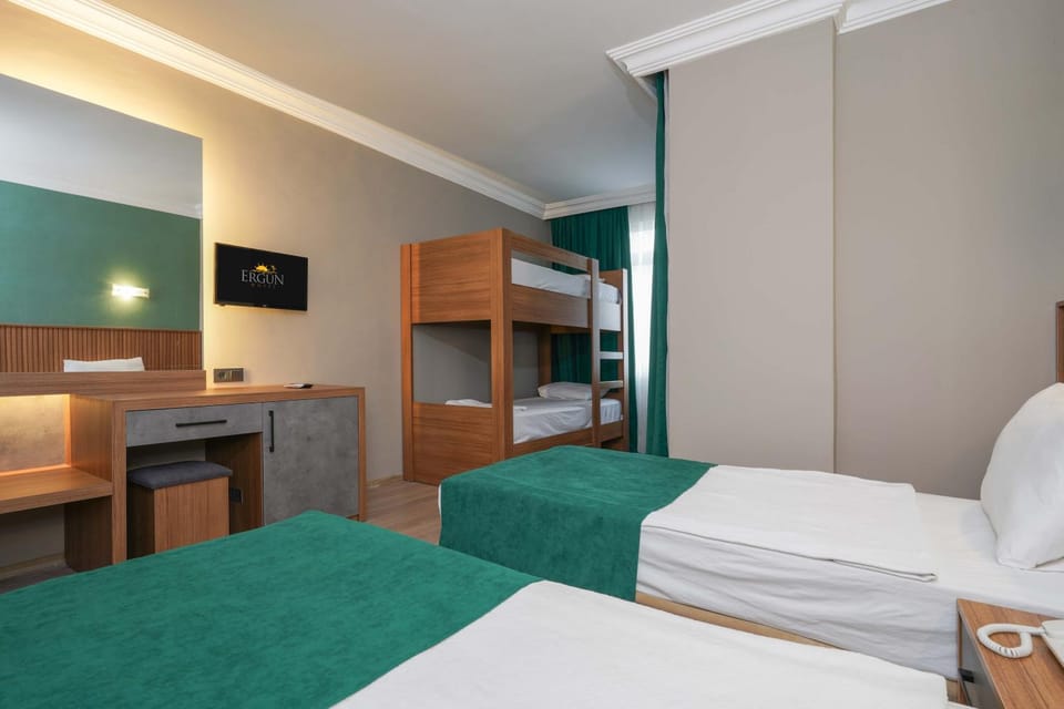 Bed, Photo of the whole room, Bedroom, bunk bed