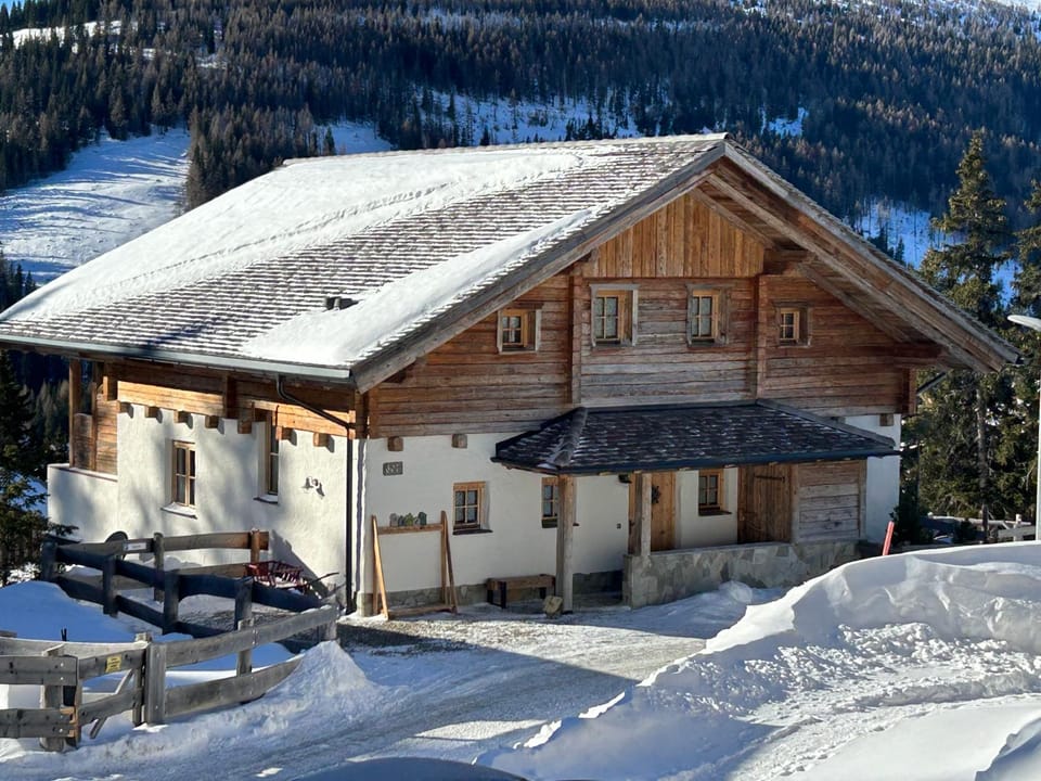 Property building, Staff, Area and facilities, Parking