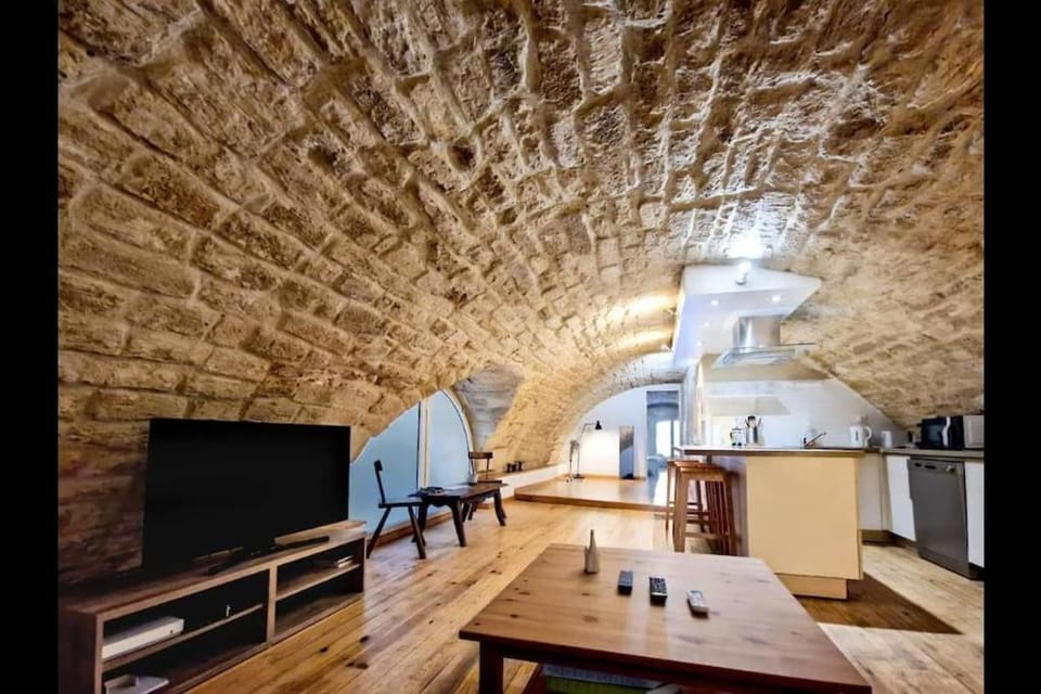 Superbe Appartement Rénové - Centre Historique Apartment in Montpellier