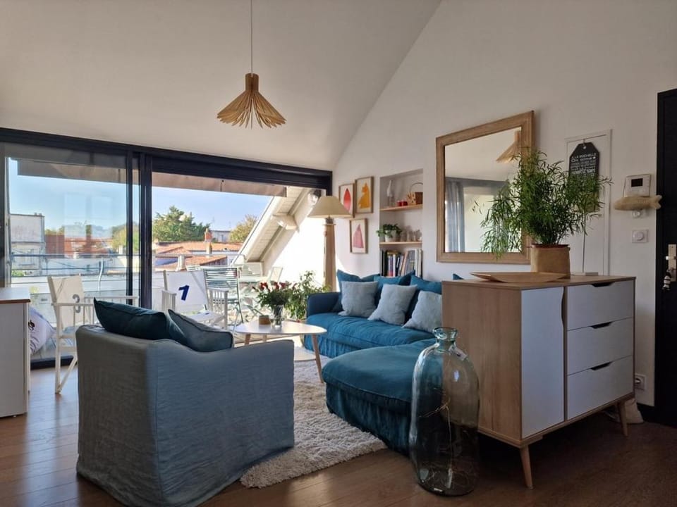 Le Coligny, Appt 100m mer et parking Apartment in La Rochelle