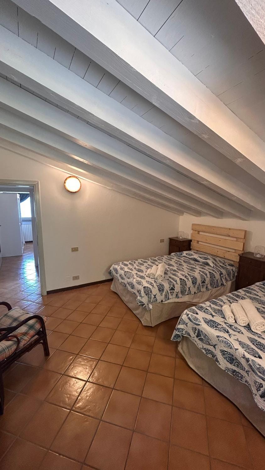 Sebino Holiday Home Monteisola House in Monte Isola