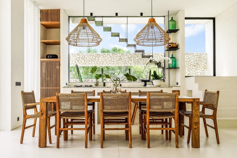 Seating area, Dining area