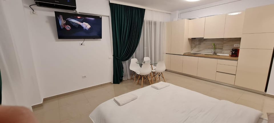 Brizza Apartments 9 Mamaia Nord Apartment in Constanța County
