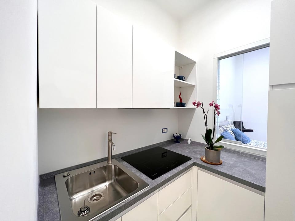 Kitchen or kitchenette, pet friendly, stove