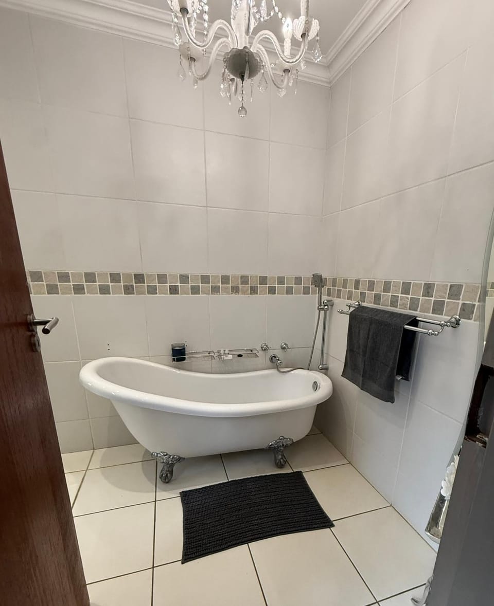 Bathroom, Bath