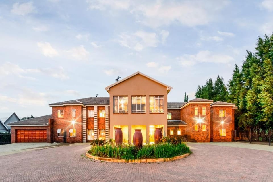Property building, Street view