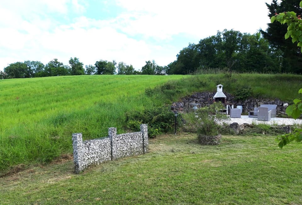 BBQ facilities, BBQ facilities