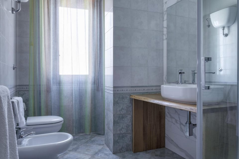 Toilet, Bathroom, bidet