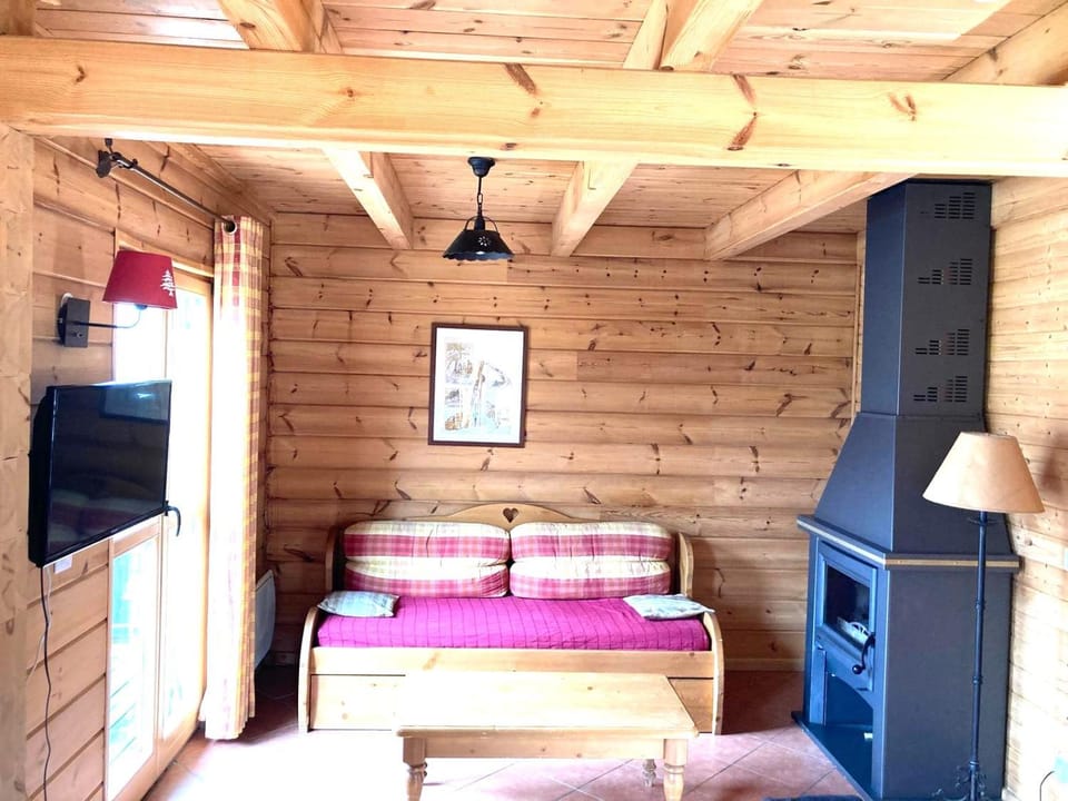Chalet les Hauts de la Lauzière Chalet in Provence-Alpes-Côte d'Azur