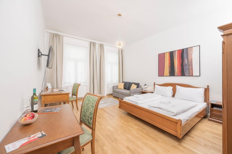 Bed, Living room, Bedroom