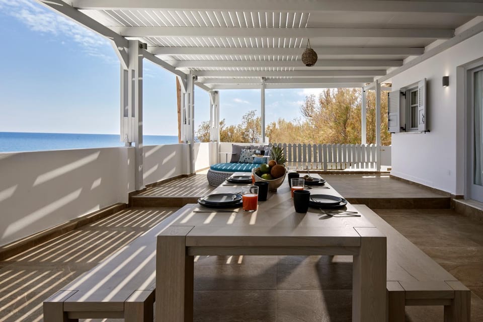 Patio, Day, View (from property/room), Balcony/Terrace, Seating area, Dining area, Sea view