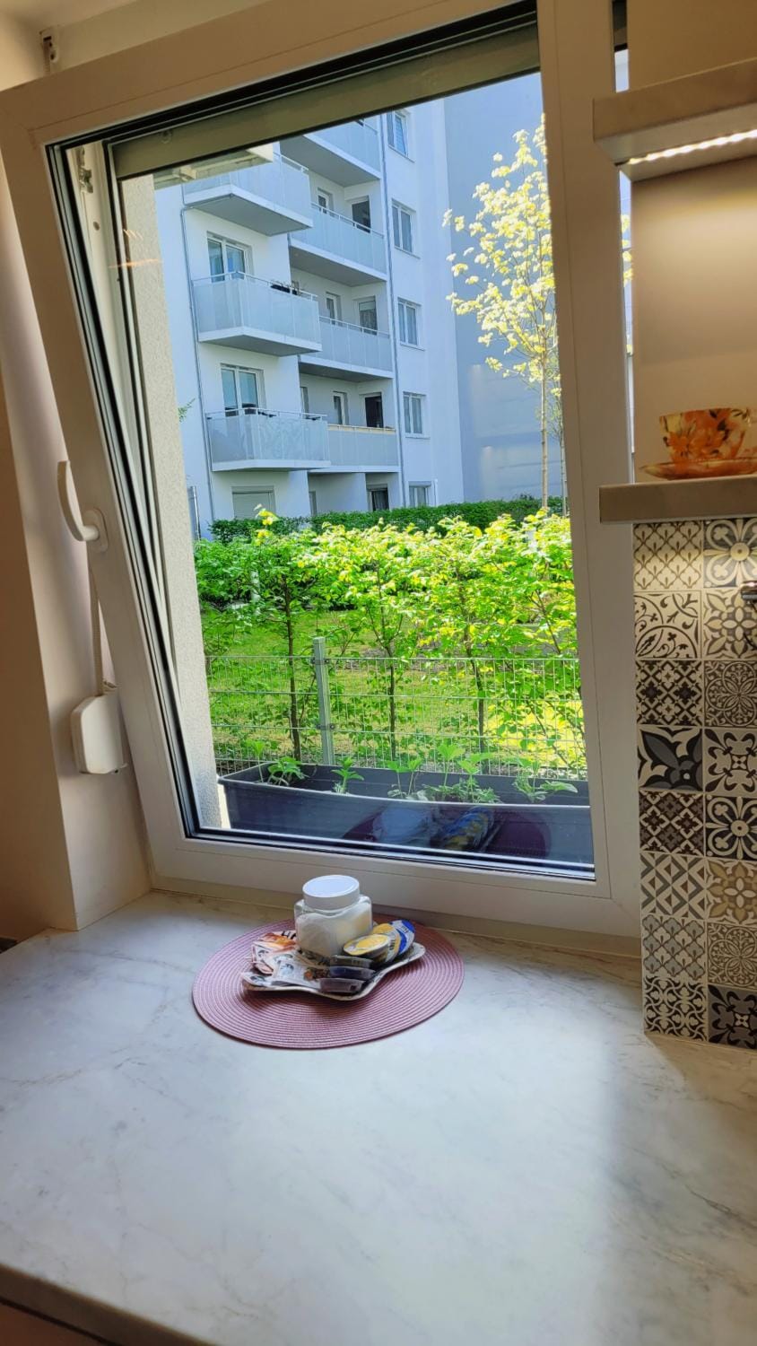 View (from property/room), Food and drinks
