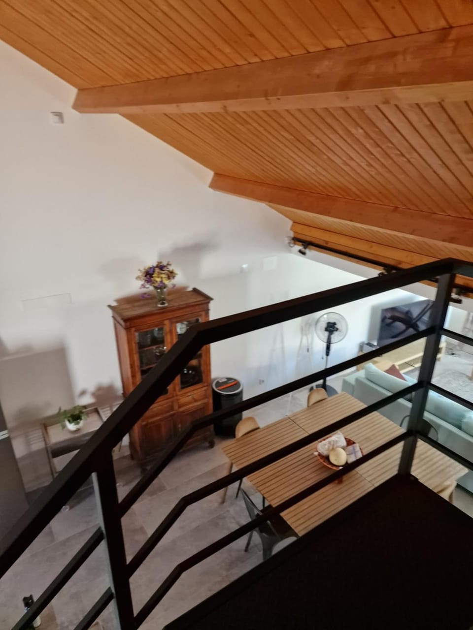 Property building, Photo of the whole room