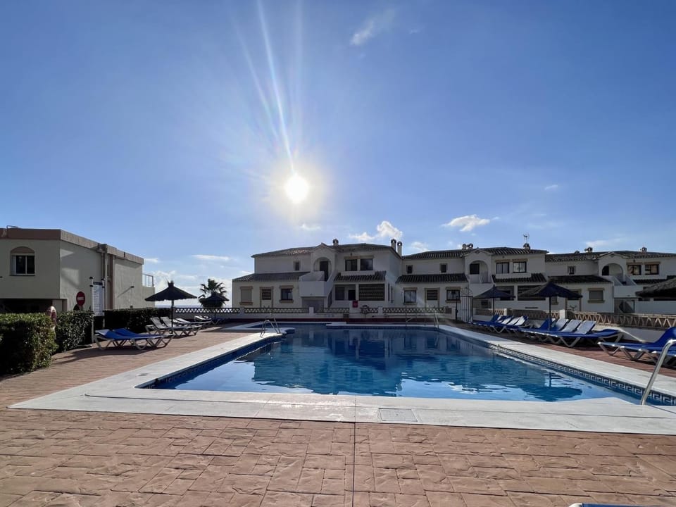Pool view, Swimming pool